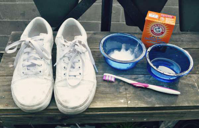 9 Mẹo Giặt Giày Thể Thao Đơn Giản Mà Hiệu Quả Không Ngờ giúp cho bạn giày luôn như mới