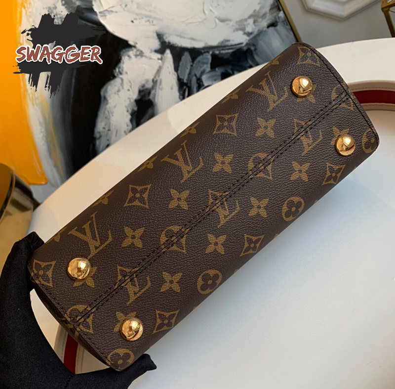 Túi Louis Vuitton Cluny BB Like Authentic , sử dụng chất liệu chính hãng, chuẩn 99% full box và phụ kiện