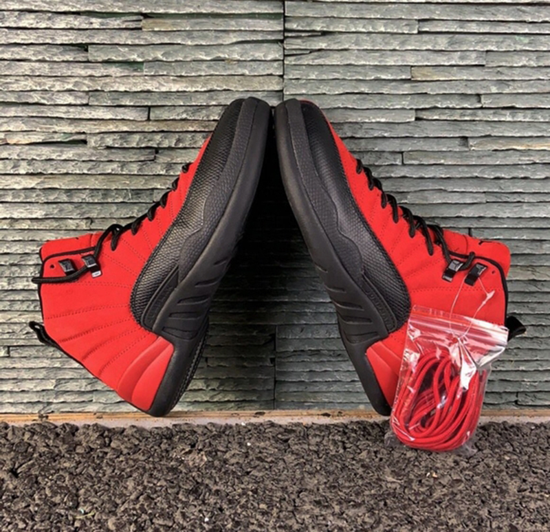 Giày Nike Air Jordan 12 Reverse Flu Game Phát Hành Dành Riêng Cho Gia Đình