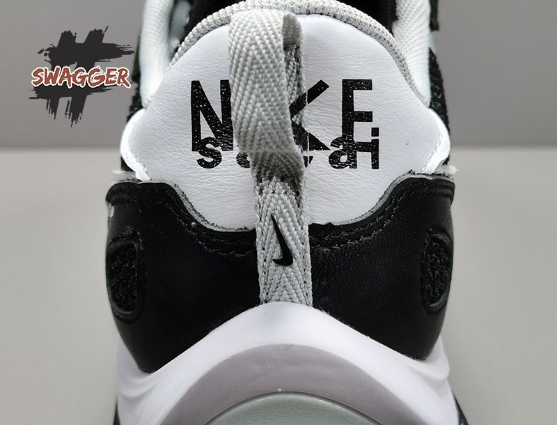 Nike Sacai Vaporwaffle black white pk god factory sử dụng chất liệu chính hãng chuẩn 99%, full box và phụ kiện