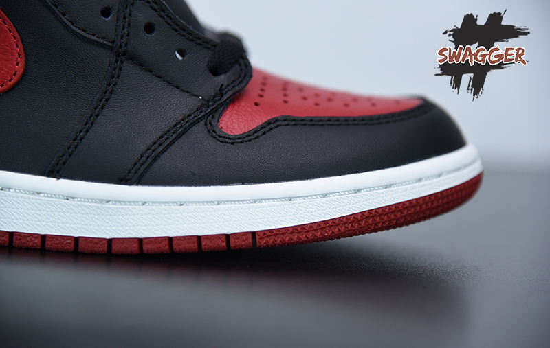 Giày Nike Jordan 1 Retro Bred Banned 2016 Pk God Factory sử dụng chất liệu chính hãng chuẩn 99%