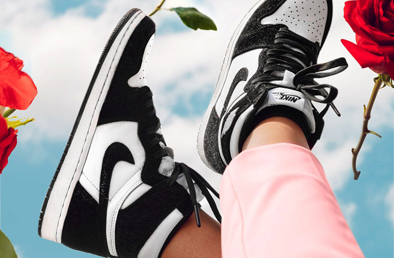 Giày Nike Jordan 1 Panda Chính Hãng Giá Bao Nhiêu