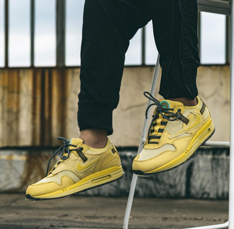 Giày Nike Air Max 1 Travis Scott Wheat Pk God Factory sử dụng chất liệu chính hãng, chuẩn 99% full box và phụ kiện, chất lượng tốt nhất hiện nay, ship cod toàn quốc