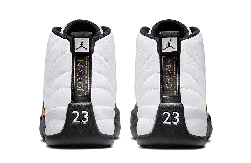 giày nike Jordan 12 Royalty là một trong những sản cực hiếm, hứa hẹn sẻ mang đến một trong những làn sóng mới trên thị trường thời trang sneaker. cùng nhau tìm hiểu về đôi giày đặc biệt này