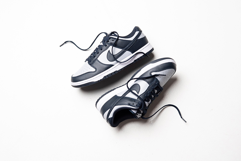  Nike Dunk Low Georgetown là một trong những bản phối mới mà nike mong muốn tạo thêm sự lựa chọn cho giới trẻ yêu thích những đôi giày ván trượt đặc biệt này, cùng swagger tìm hiểu chi tiết về đôi giày này