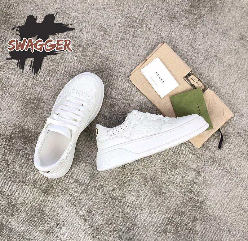 Gucci GG Embroidered Sneaker white Like Authentic sử dụng chất liệu hãng, chuẩn 99% so với chính hãng, dùng ko ai biết, full box và phụ kiện