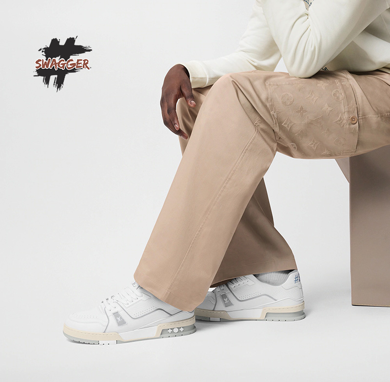 Giày Louis Vuitton Lv Sneaker like authentic chuẩn 99% so với chính hãng, được sử dụng chất liệu nguyên bản như chính hãng, full box và phụ kiện, hỗ trợ trả góp bằng thẻ tín dụng, hỗ trợ ship toàn quốc