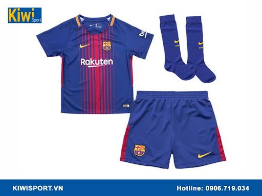 Tham khảo mẫu áo bóng đá cho trẻ em chính hãng 2025 tại Kiwisport