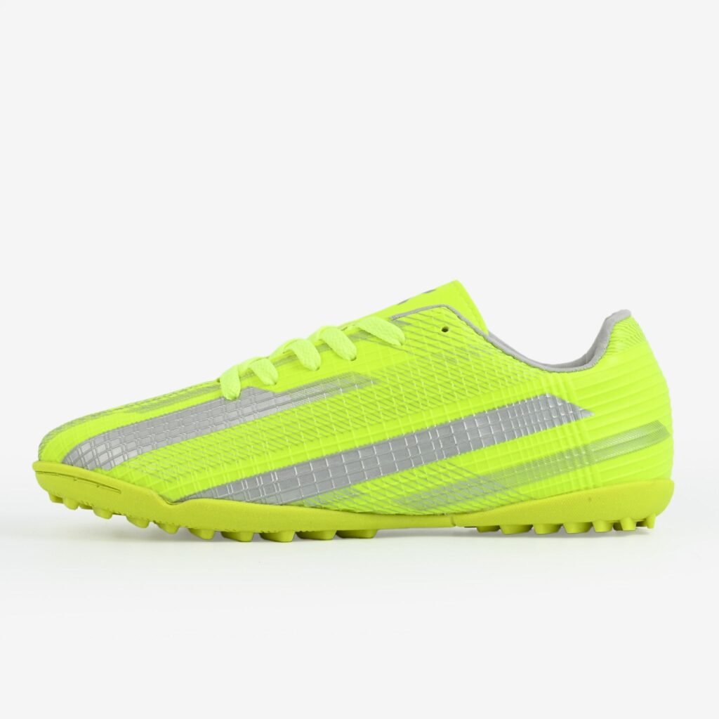 Review Giày Đá Banh Sân Cỏ Nhân Tạo Adidas Chính Hãng Mới Nhất