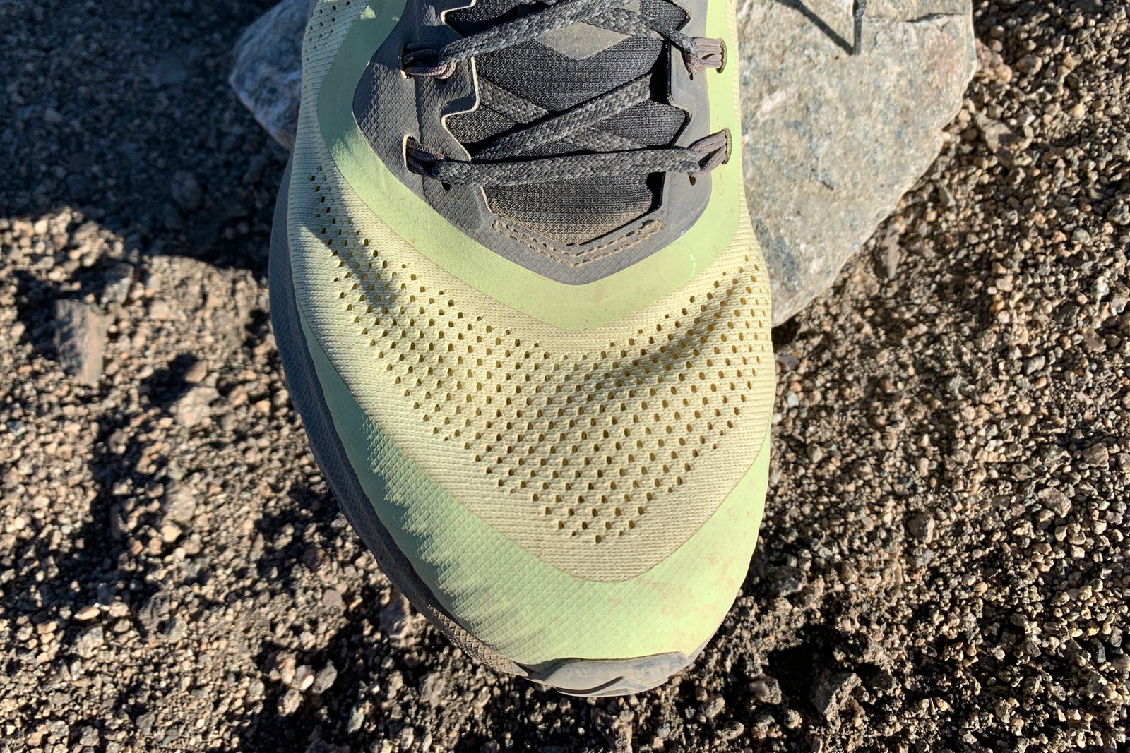 Cấu trúc đế giữa Nike Air Zoom Pegasus 36 Trail với công nghệ Zoom Air