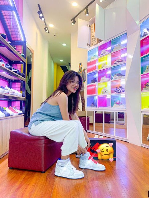 Cửa hàng giày sneaker nam Đà Nẵng phổ biến