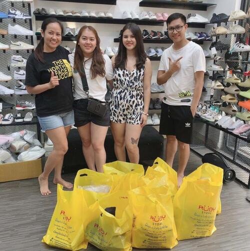 Đánh giá 5 sao từ khách hàng về chất lượng sản phẩm Ruby Store