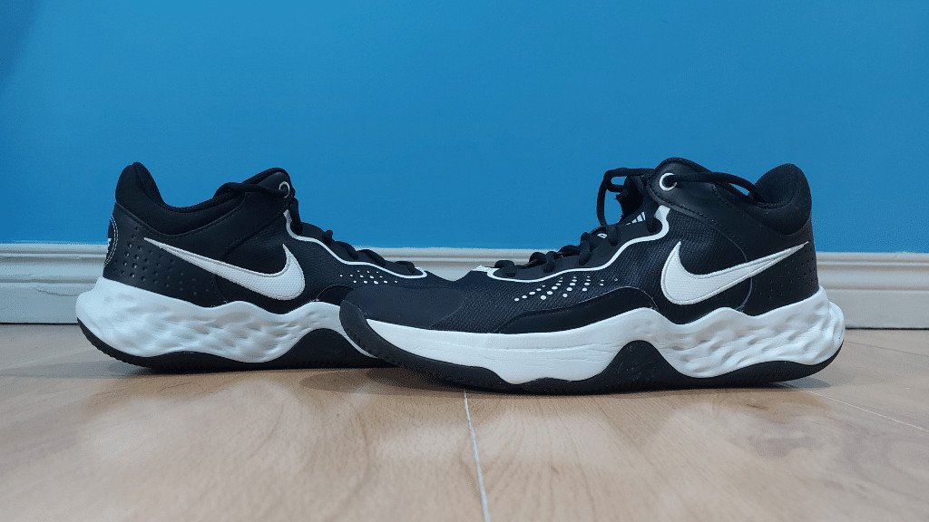 Đánh giá tổng thể Nike Fly By Mid 3