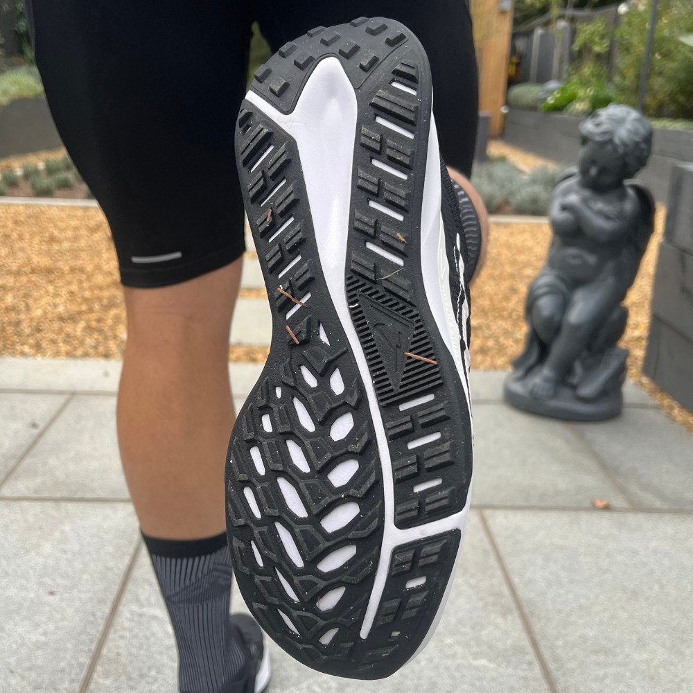 Đế ngoài chống trượt của giày chạy địa hình Nike Juniper Trail 2