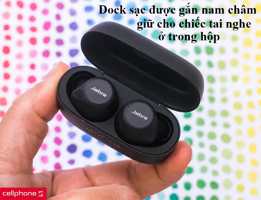 Dock sạc tai nghe Jabra Elite 75T có nam châm giữ chặt tai nghe