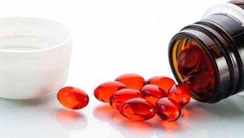 Dùng quá liều viên uống vitamin tổng hợp chứa vitamin A và D có thể gây tác dụng độc hại