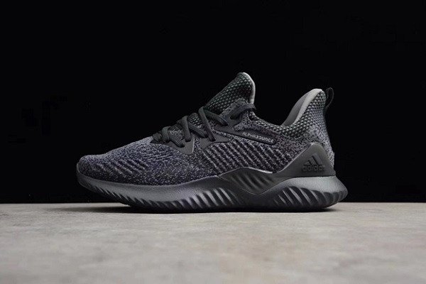 Giày Alphabounce Beyond phù hợp cho tập luyện cường độ cao
