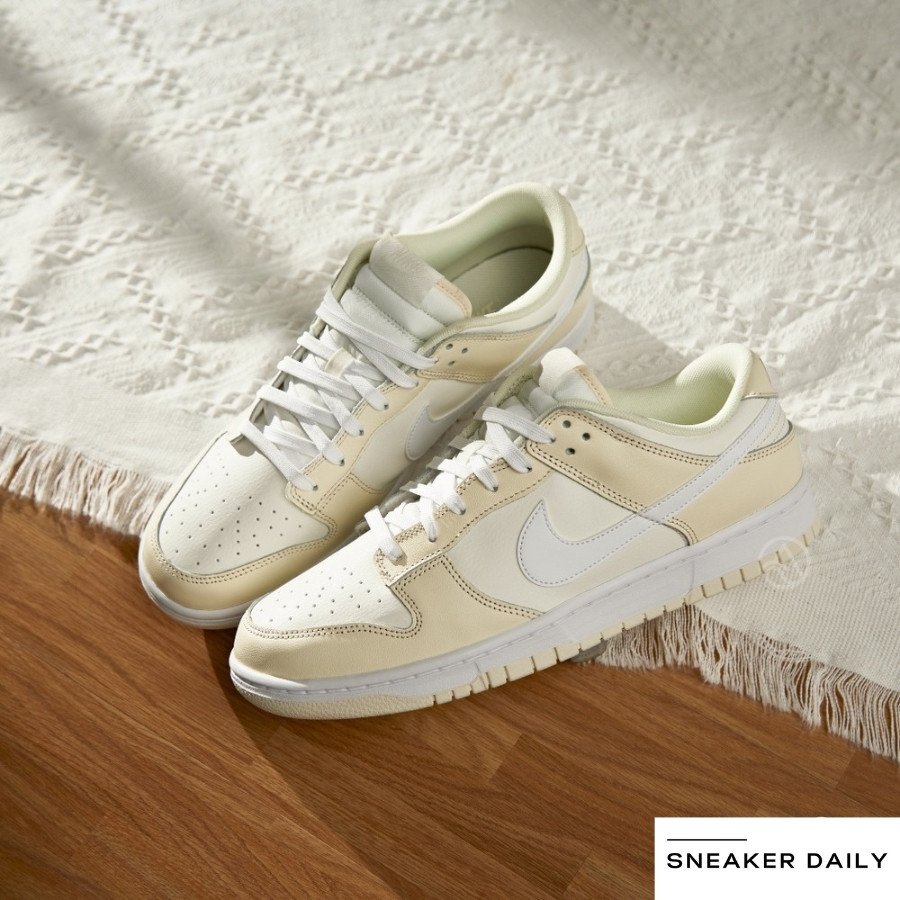 Giày Nike Dunk Low Coconut Milk màu kem tinh tế, biểu tượng phong cách đường phố