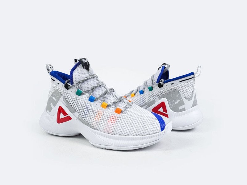 Giày Peak chuyên dụng cho các môn thể thao