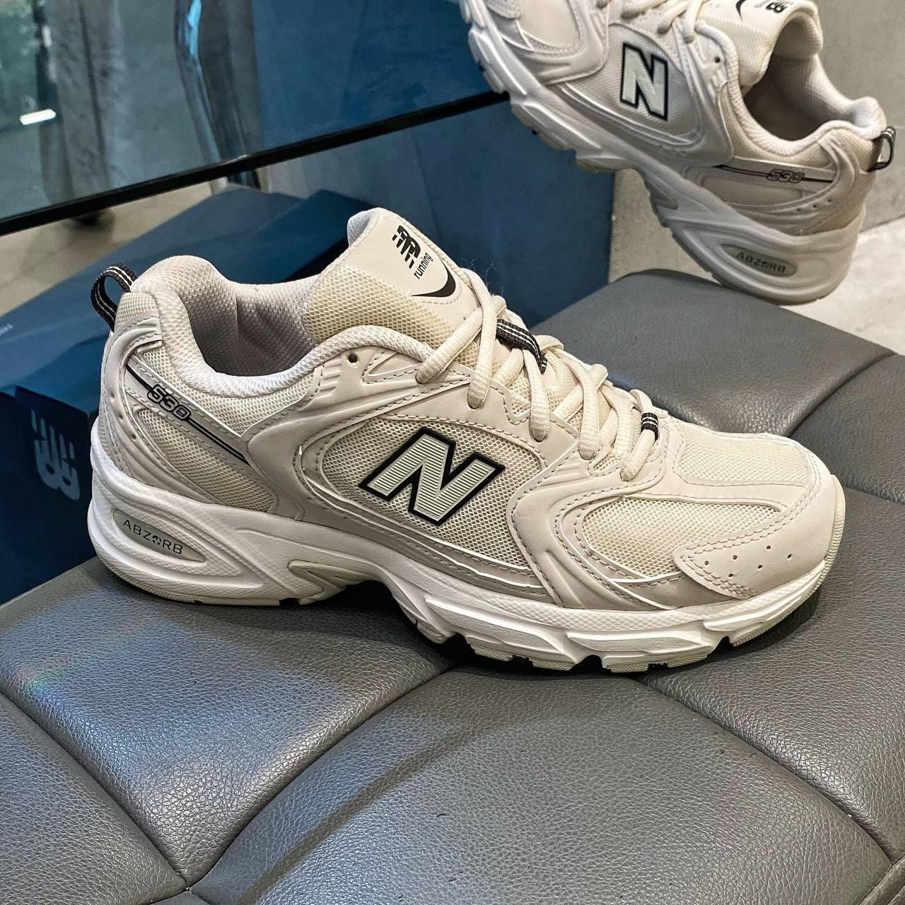 Giày sneaker nam trắng New Balance 530 Running Ivory