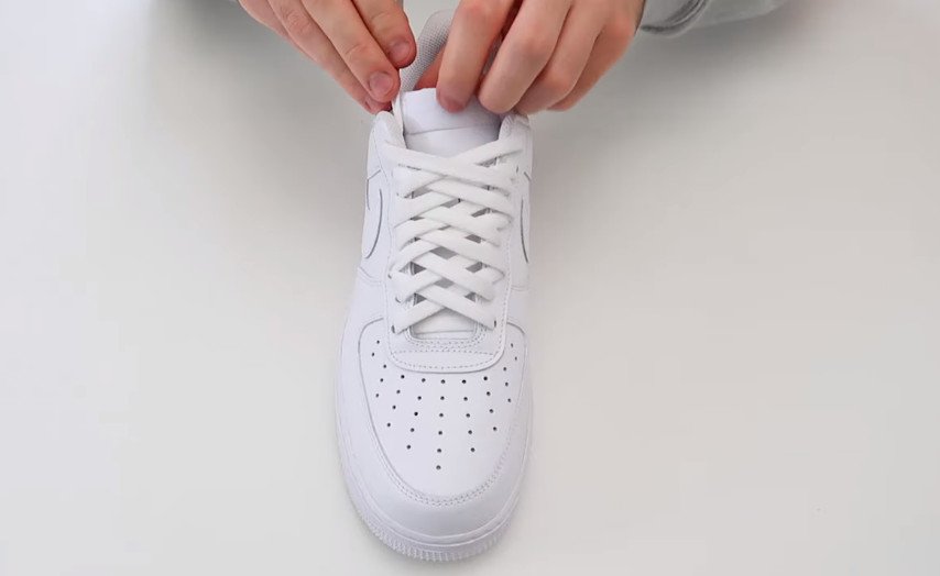 Hướng dẫn thắt dây giày Adidas kiểu Diamond độc đáo và nổi bật