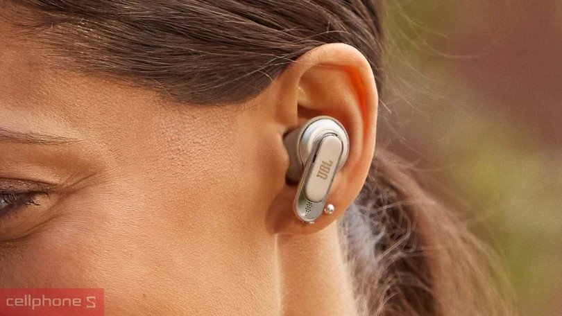 Kết nối trợ lý ảo với tai nghe JBL Tour Pro 2