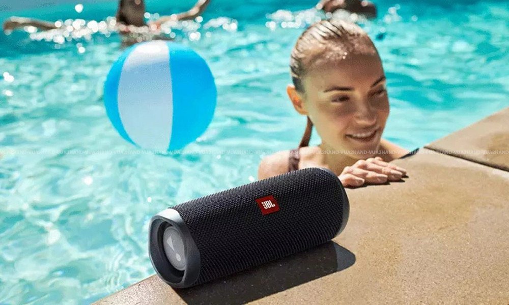 Khả năng chống nước IPX7 mạnh mẽ của loa JBL Flip 5 cũ