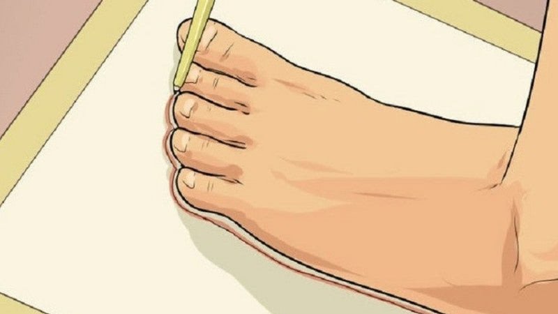 Lợi ích khi mang giày đúng size, thể hiện sự thoải mái và bảo vệ sức khỏe bàn chân