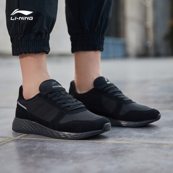 Mẫu giày thể thao Lining hiện đại và năng động