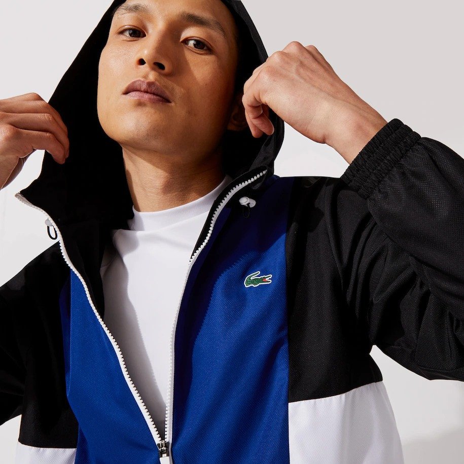 Sản phẩm áo khoác Lacoste nam với thiết kế tinh tế, chất liệu cao cấp