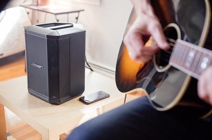 Thiết bị âm thanh Bose bluetooth với khả năng tái tạo âm thanh chân thực.