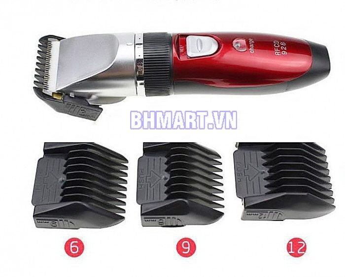 Thiết kế công thái học của tông đơ cắt tóc Philips 928 giúp cầm nắm chắc chắn