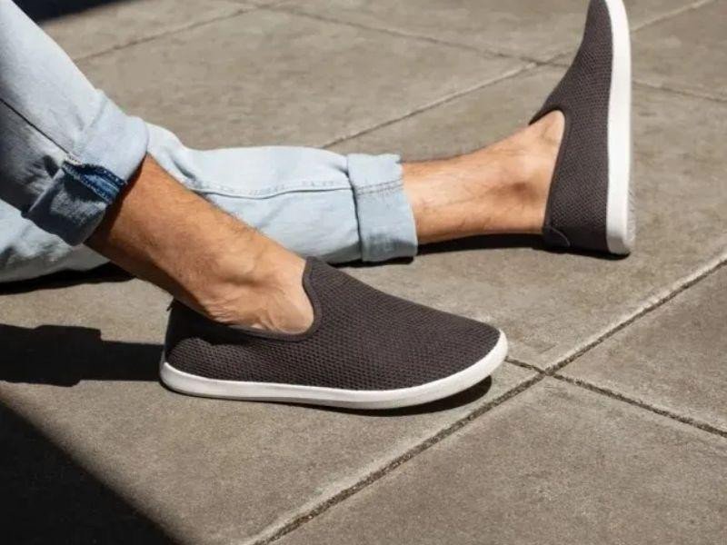 Bảo quản giày lười nam vải