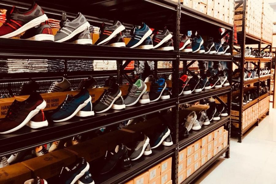 Cửa hàng giày YaMe Thủ Đức với nhiều lựa chọn phong cách