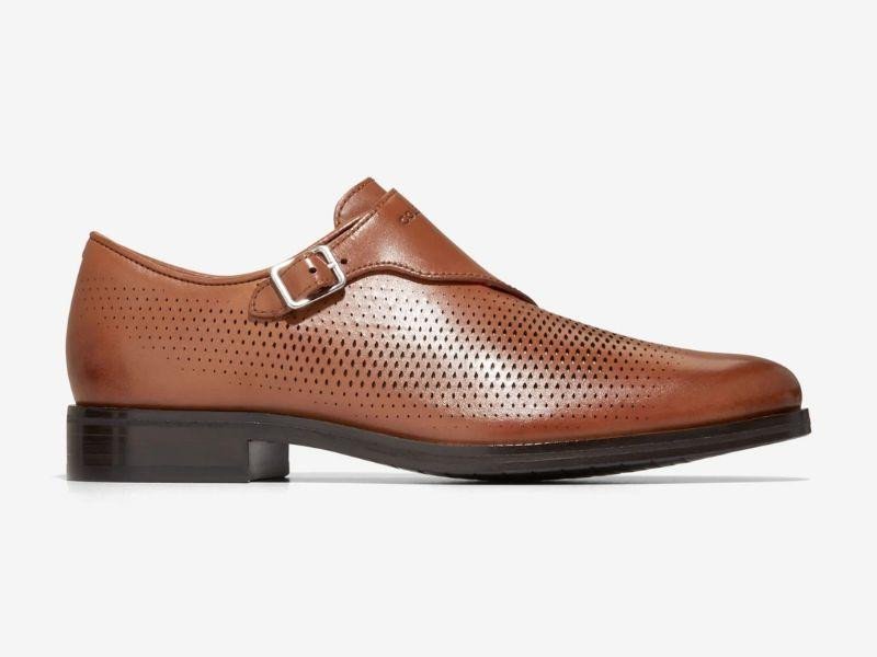 Đôi giày tây Monk Strap đơn khóa màu đen bóng bẩy