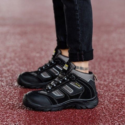 Giày bảo hộ xây dựng màu vàng đen