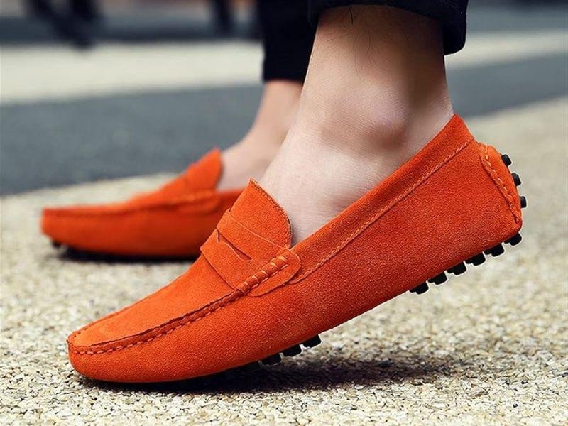 Giày tây Driving Moccasins màu xanh dương với đế có hạt nhỏ tăng độ bám khi lái xe