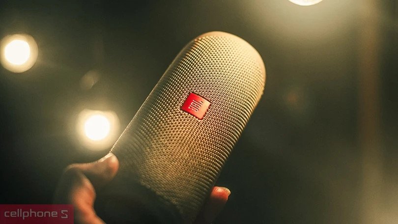 Hình ảnh loa JBL Flip 5 màu sắc đa dạng, thiết kế nhỏ gọn