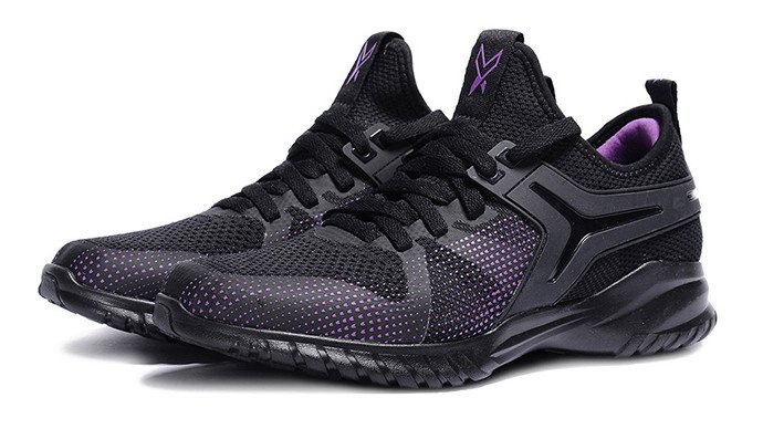 Mẫu giày Biti's Hunter Running với phối màu mới, cho thấy tiềm năng của giày Biti's Hunter có chạy bộ được không trong các hoạt động thể thao.