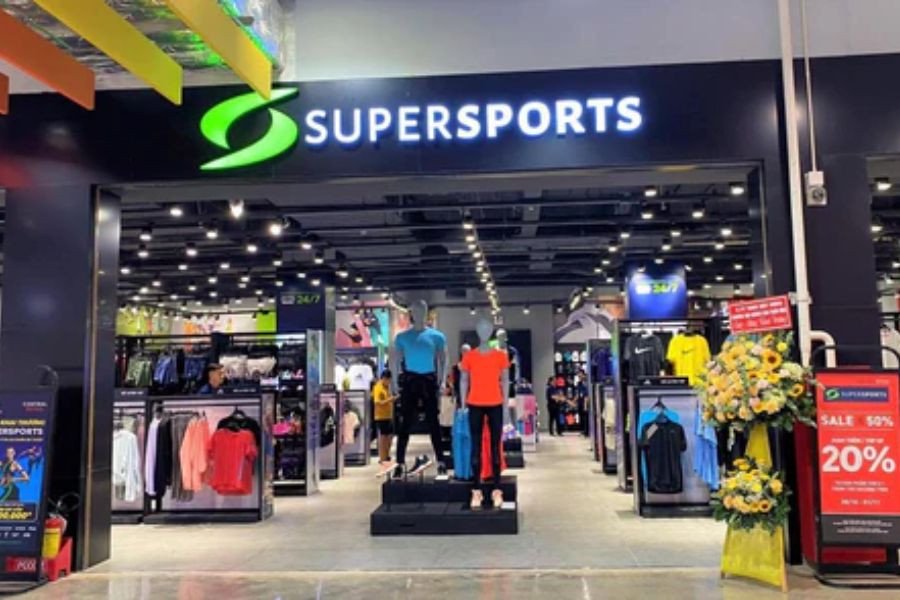 Supersports với đa dạng mẫu mã giày sneaker nam chính hãng