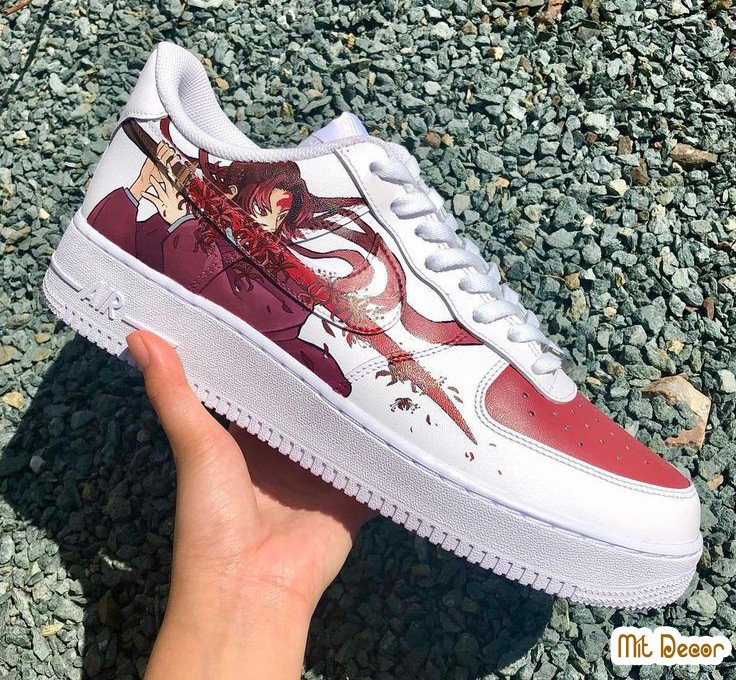 Bảng giá dịch vụ vẽ giày theo yêu cầu