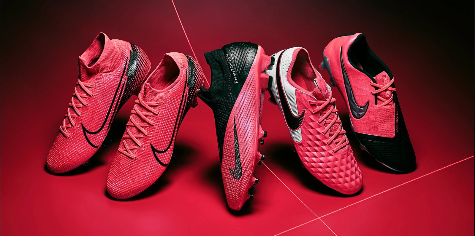 Bộ sưu tập Future Lab của các dòng giày đá bóng Nike