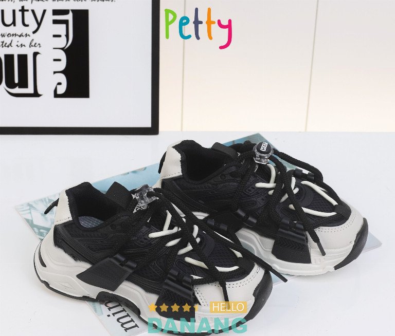 Bộ sưu tập giày trẻ em cao cấp tại Petty, bao gồm cả giày thể thao và giày công chúa, là lựa chọn tuyệt vời cho shop giày trẻ em gần đây.