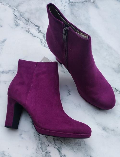 Boot nữ màu nâu da lộn sang trọng