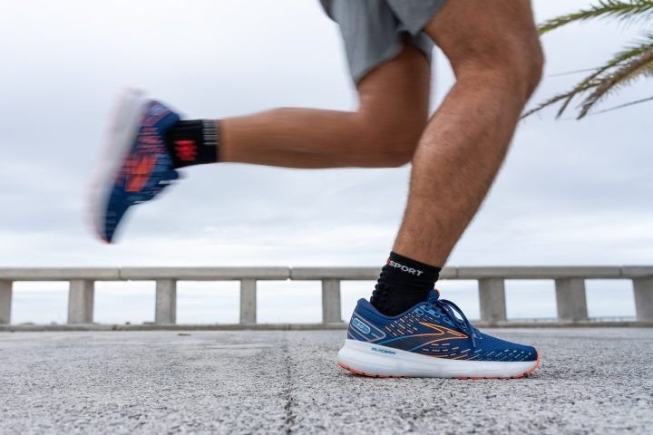 Brooks Glycerin 20 nhẹ nhàng