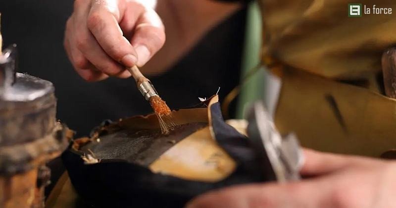 Các dụng cụ bảo quản giày sneaker, giúp giữ keo giày bền lâu