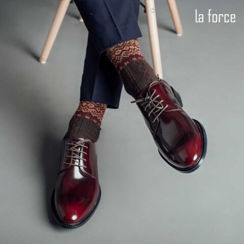 cách xỏ dây giày tây kiểu Straight Bar tạo vẻ gọn gàng