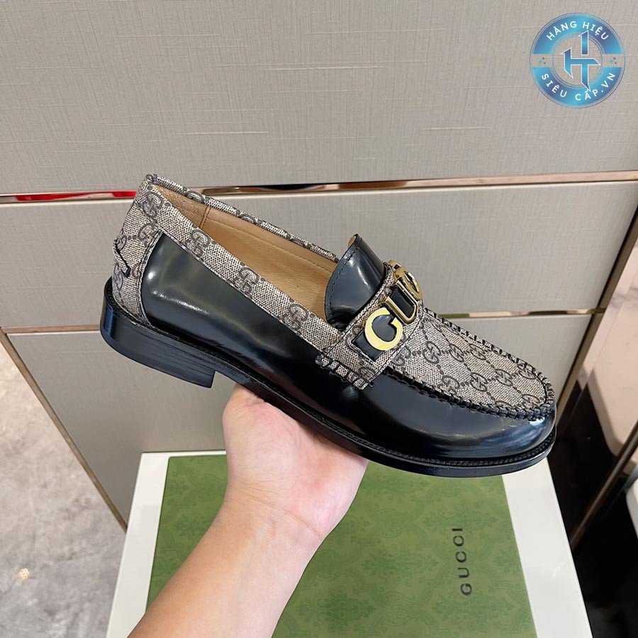 Cận cảnh chất liệu da cao cấp và đường may tinh xảo của giày lười Gucci nam authentic