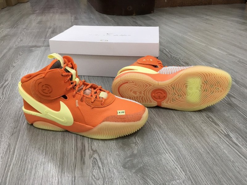 Cận cảnh công nghệ đệm Air Strobel và Zoom Air trên giày bóng rổ Nike Air Deldon 1