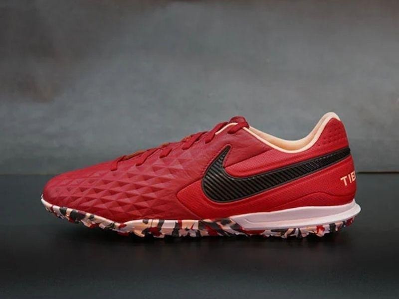 Cận cảnh giày Nike Tiempo Legend 8 Pro TF